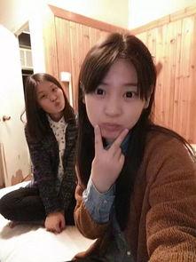 小伙小妹换游记,一路欢歌笑语，共谱青春篇章